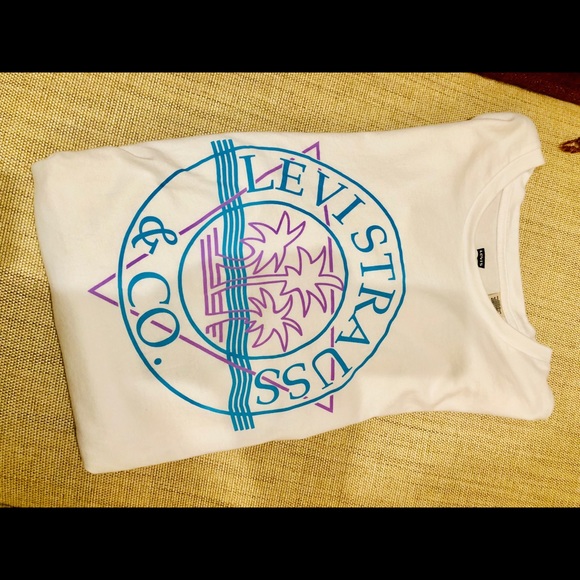 Perfect Summer Tee - Picture 2 of 3